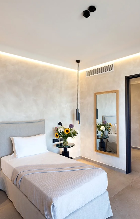 https://tropicanasuitesandvillas.com/wp-content/uploads/2026/05/1-11.avif