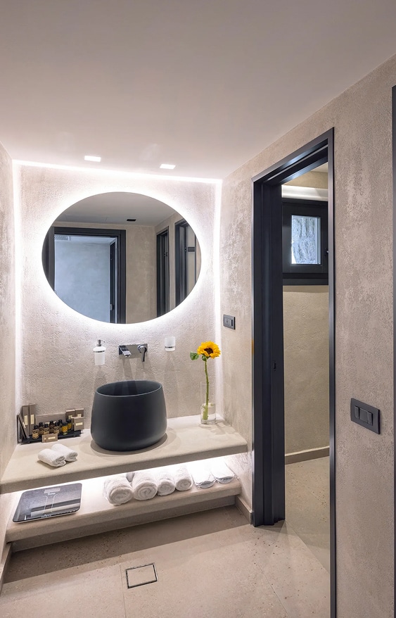 https://tropicanasuitesandvillas.com/wp-content/uploads/2026/05/1-15.avif