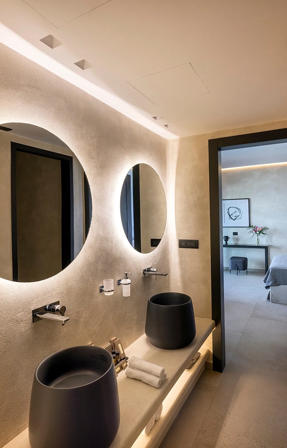 https://tropicanasuitesandvillas.com/wp-content/uploads/2026/05/1-16.avif