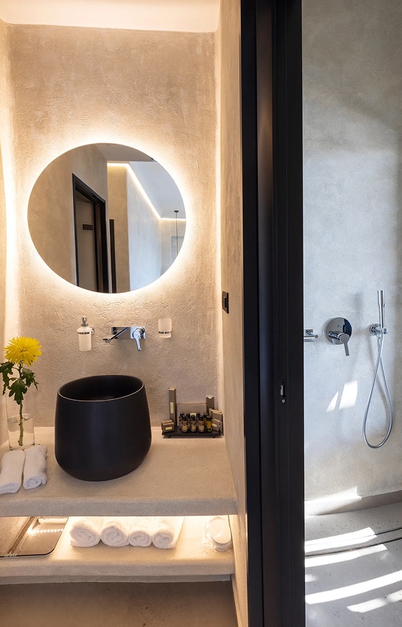 https://tropicanasuitesandvillas.com/wp-content/uploads/2026/05/1-17.avif