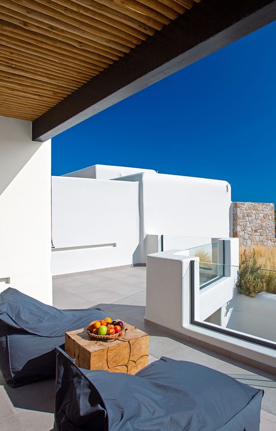 https://tropicanasuitesandvillas.com/wp-content/uploads/2026/05/1-5.avif