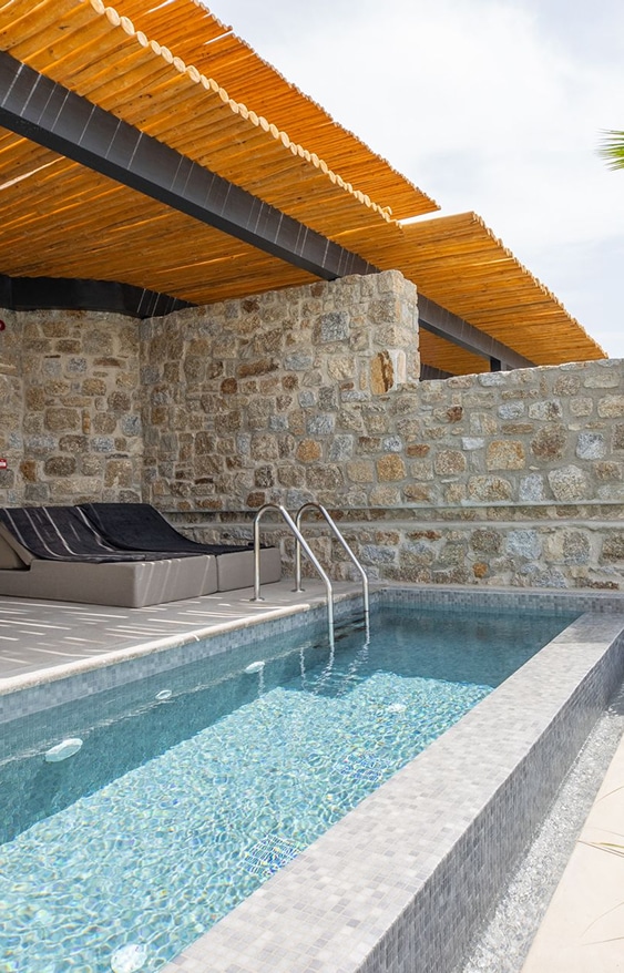 https://tropicanasuitesandvillas.com/wp-content/uploads/2026/05/1-9.avif