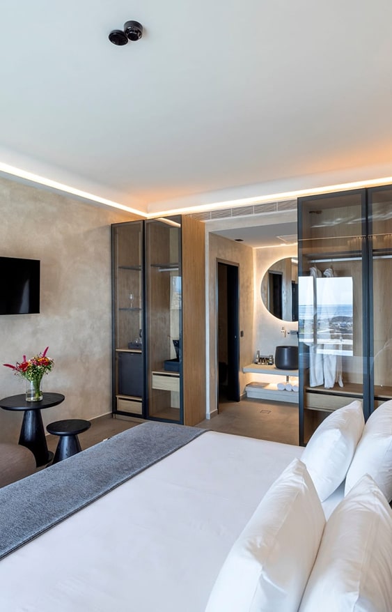 https://tropicanasuitesandvillas.com/wp-content/uploads/2026/05/3-8.avif