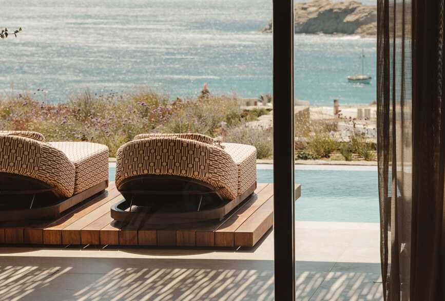 Pool with a sea view